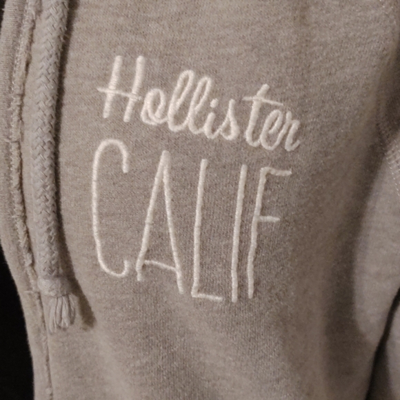 Hollister Lace Sleeve Hoodie - Picture 5 of 7
